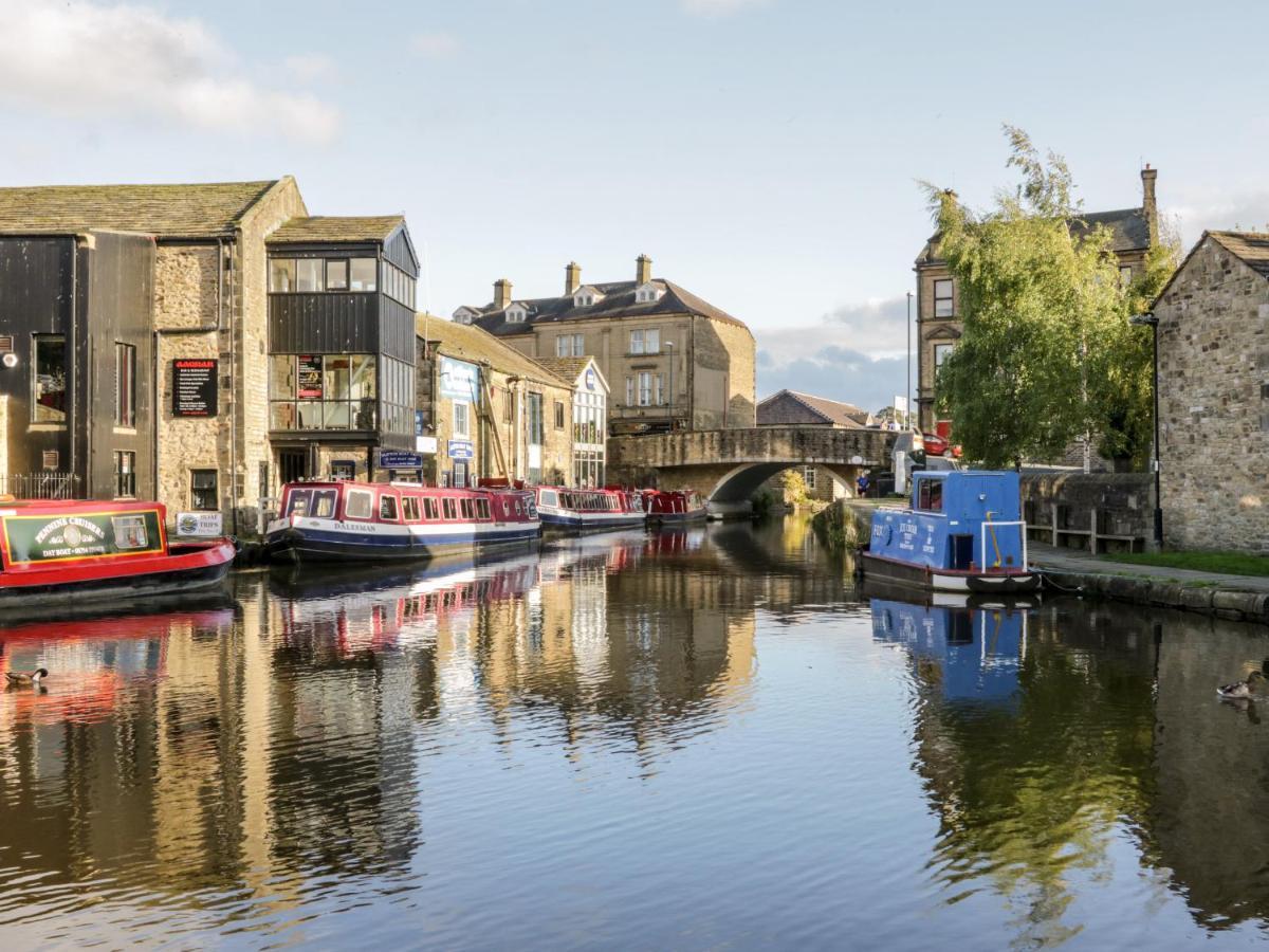 Villa 6 Lock View Skipton Esterno foto